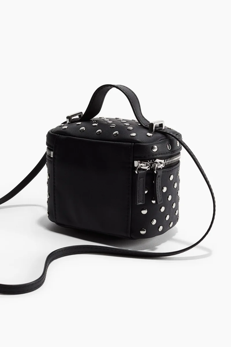 اتش اند ام حقيبة غسيل مزخرفة